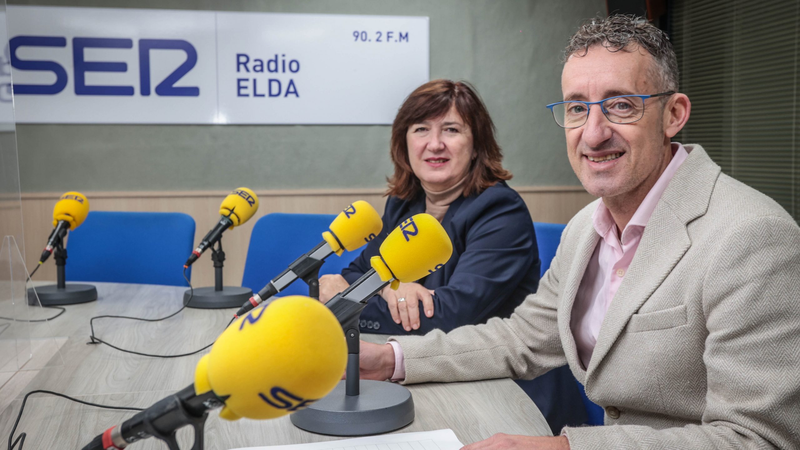 José Luis Lorenz, diputado socialista en las Cortes Valencianas tras visitar Elda: “Las AMPA están preocupadas por los cambios en la educación”