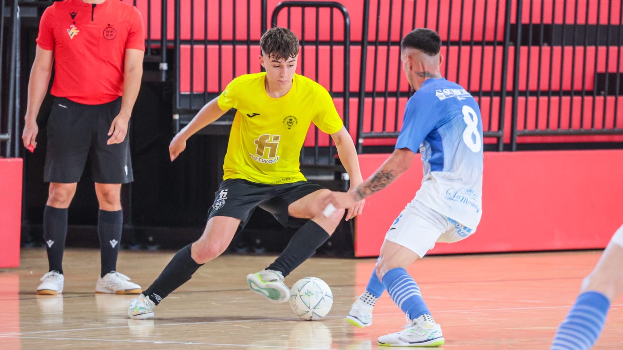 El Nueva Elda Finetwork se desquita ante el Callosa (5-4)