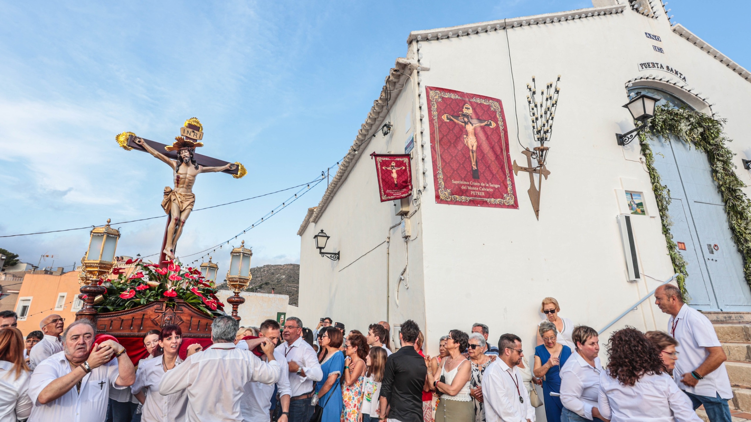 Petrer celebra el 350 aniversario de la entronización del Cristo de la Sangre del Monte Calvario