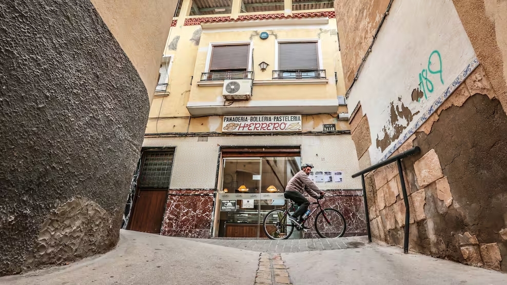 Petrer hace balance de las ayudas a viviendas para revitalizar el casco antiguo con un impacto económico que supera los 300.000€