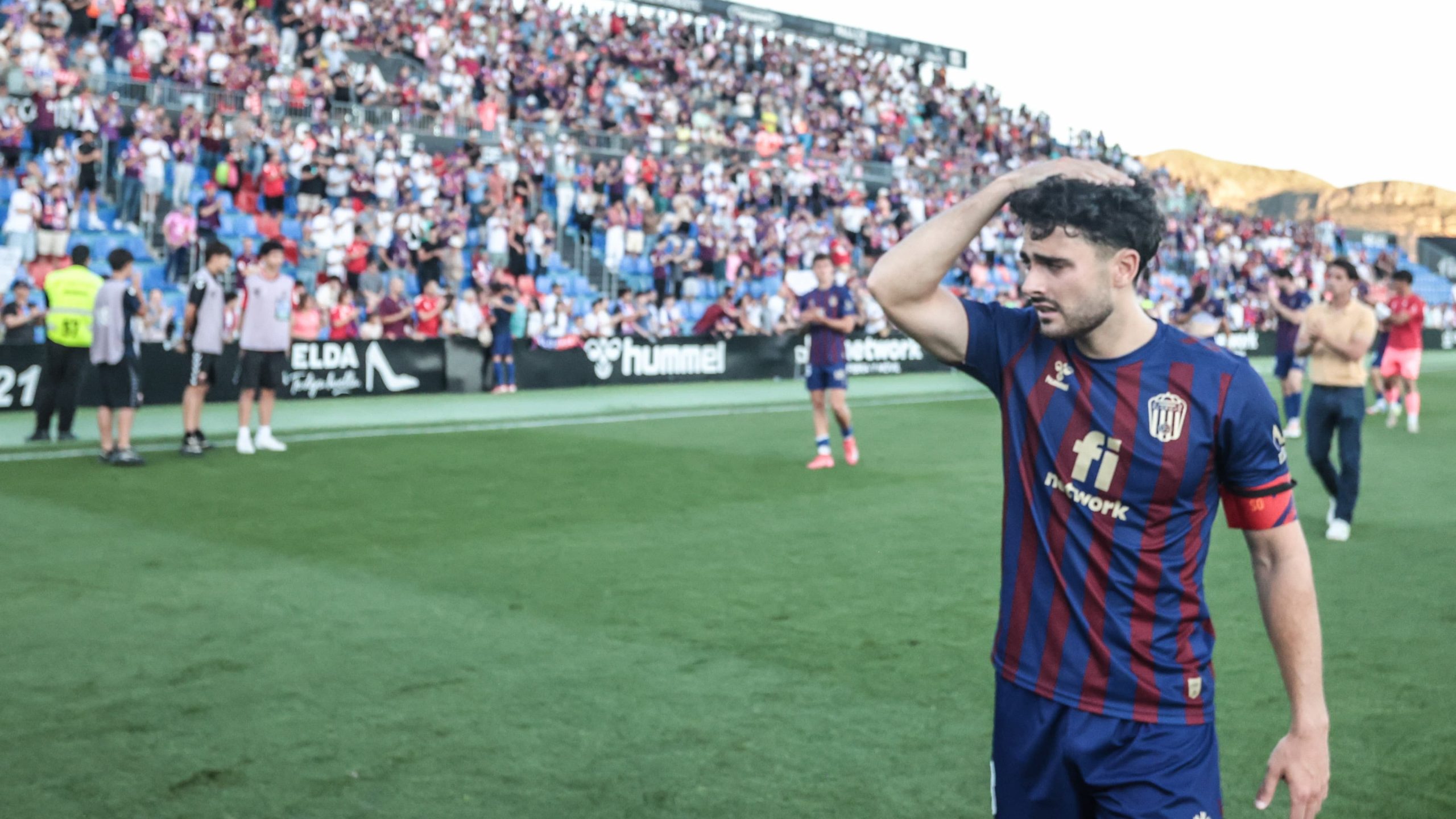 El Eldense agradece el apoyo de su afición «en unos momentos tan difíciles»