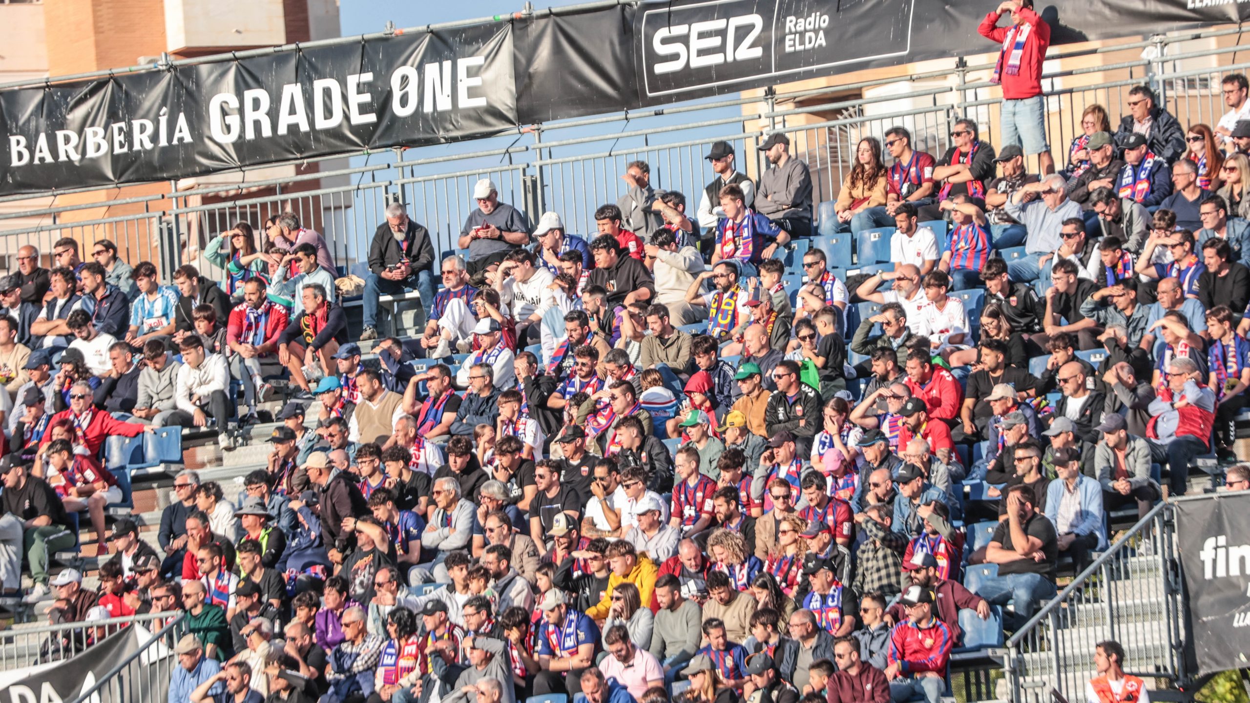 El Eldense pone a la venta entradas a 5 y 10 euros para el decisivo partido ante el Real Racing Club