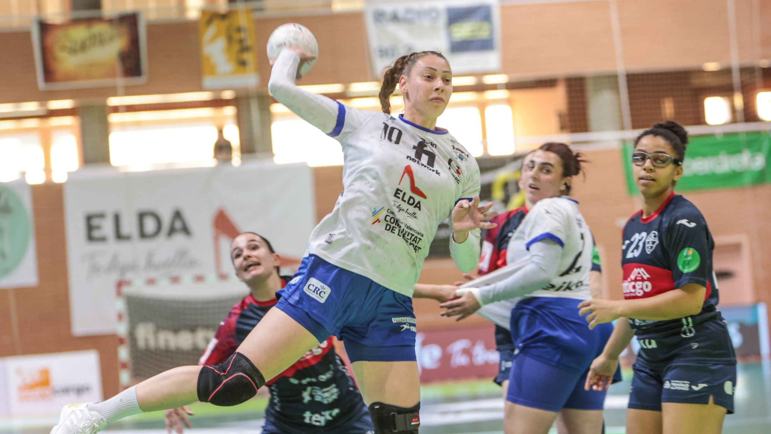 El Elda Prestigio sigue contando con Lora Sarandeva