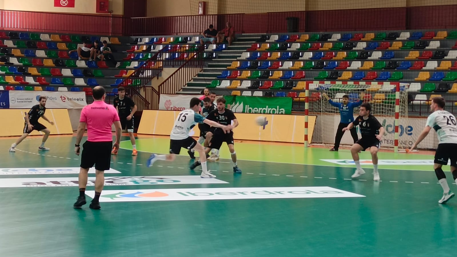 El Elda – C.E.E. se impone al Atticgo Elche en un partido de futuro (29-30)