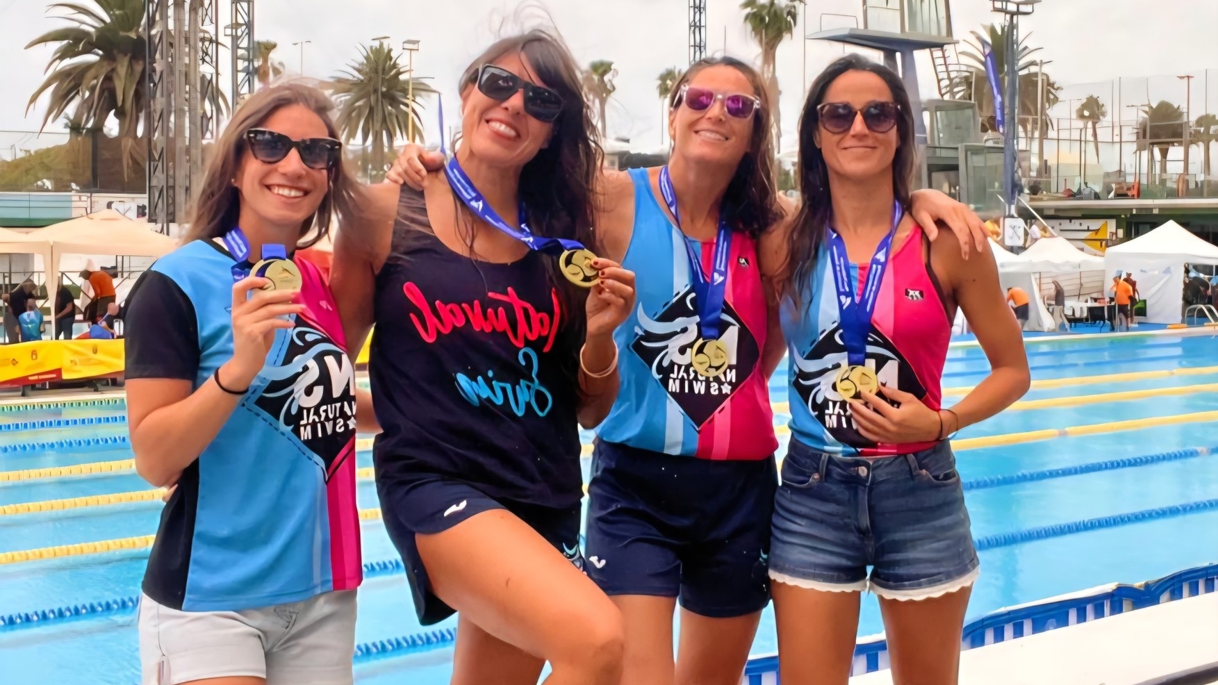 El NaturalSwim Master Natación Petrer logra el oro y la plata en relevos y suma 14 medallas en el Nacional de Las Palmas