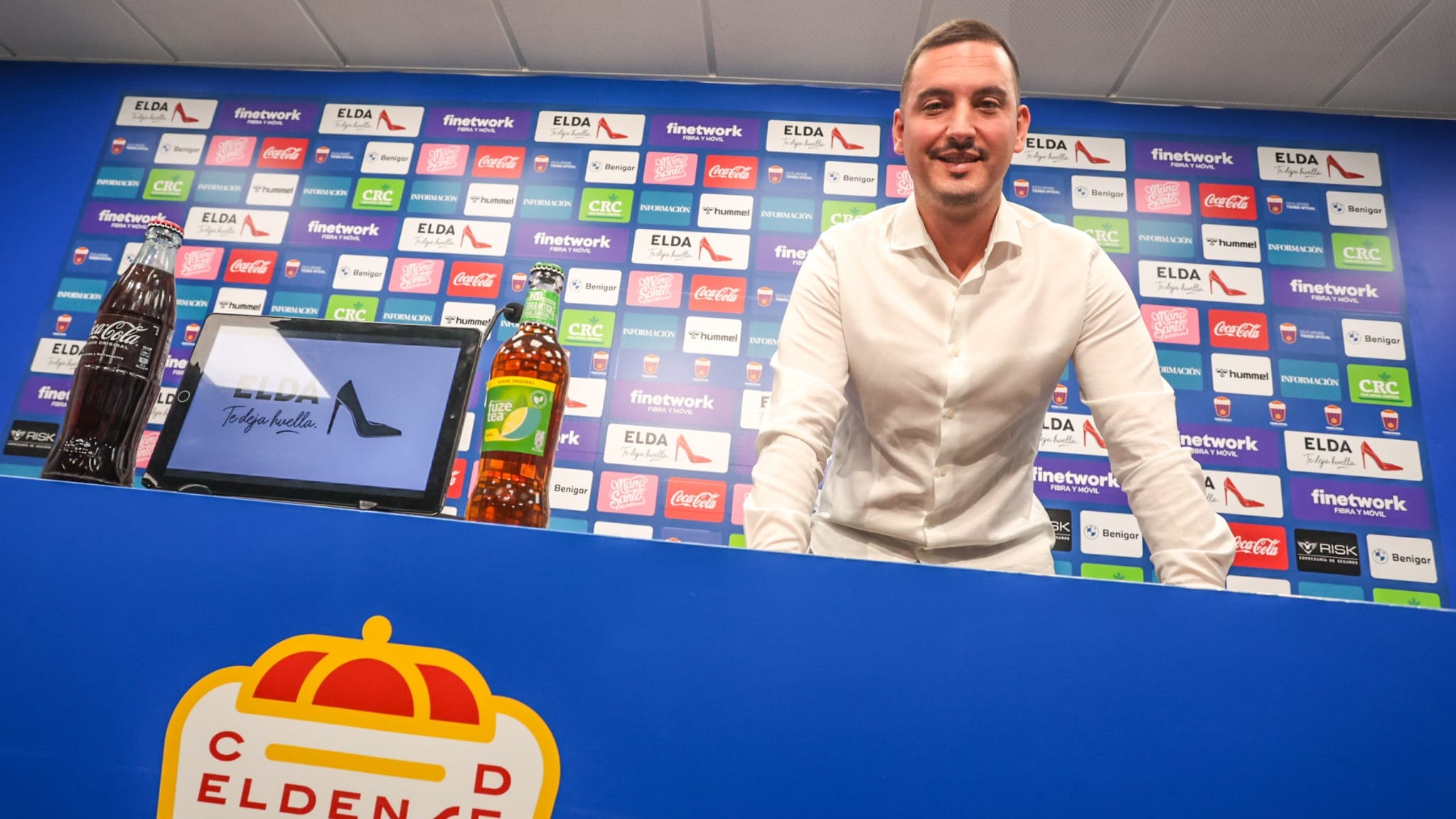 Víctor Lafuente: “Hemos hecho una plantilla para poder optar a todo”