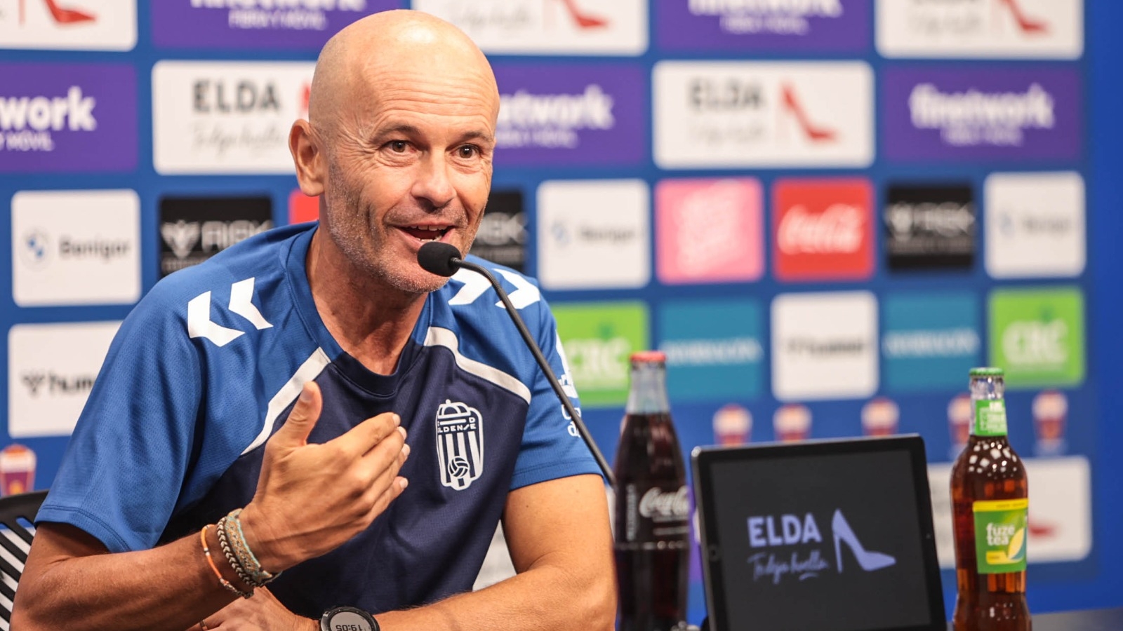 Javi Cabello, entrenador del Eldense: «Necesitamos a nuestra gente para dar lo mejor ante el Villarreal B»