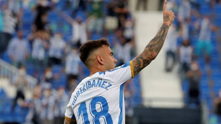 El Eldense a punto de cerrar la incorporación de Rober Ibáñez en las últimas horas del mercado estival