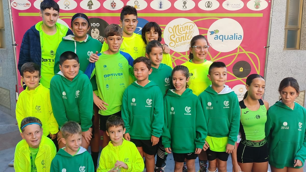 El Club Atletismo Elda logra grandes resultados en la Carrera Benéfica contra el Cáncer de Novelda