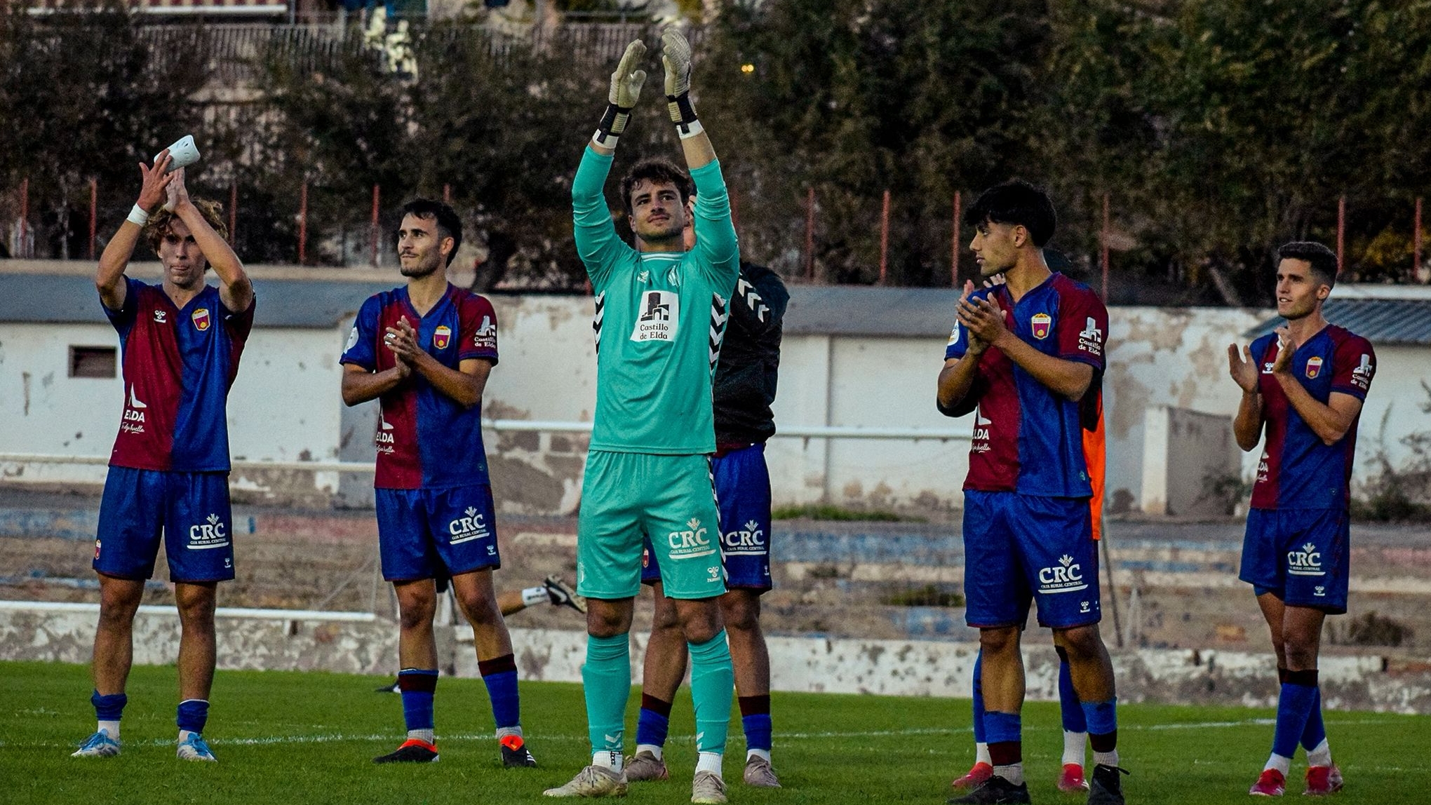 El Eldense B cae ante el líder Independiente Alicante y ve frenada su buena racha (2-0)
