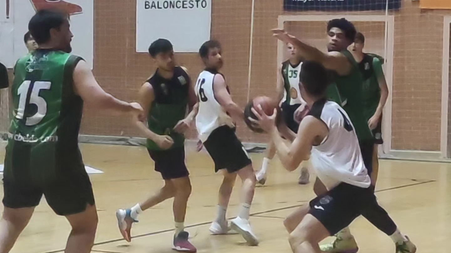 El C. B. Elda – Bateig Piedra Natural sigue sin sumar victorias tras caer ante La Font de la Figuera (50-68)