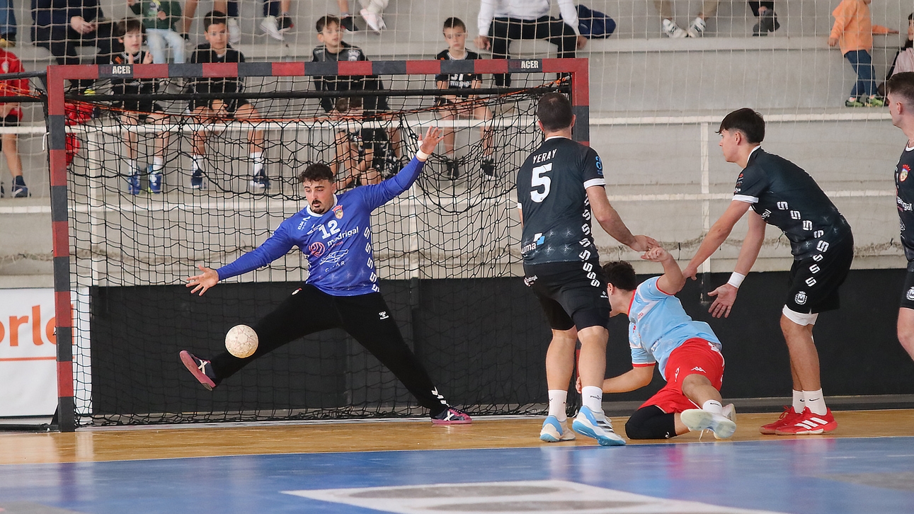 El Elda–C.E.E. retoma el duelo ante el BM Castellón con ventaja clara (S. 19.00 h)