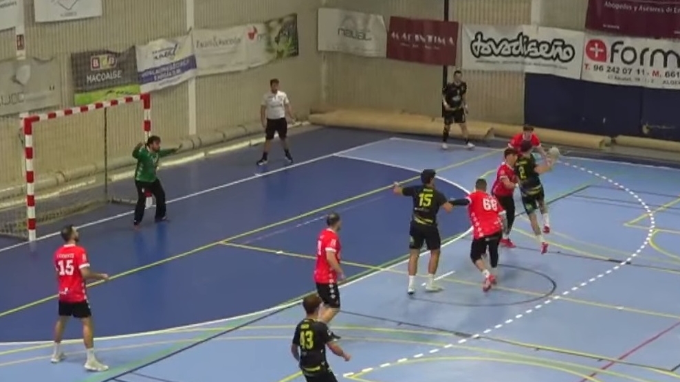 El Elda – C.E.E. gana en Algemesí y cierra el año siendo líder en solitario (28-39)