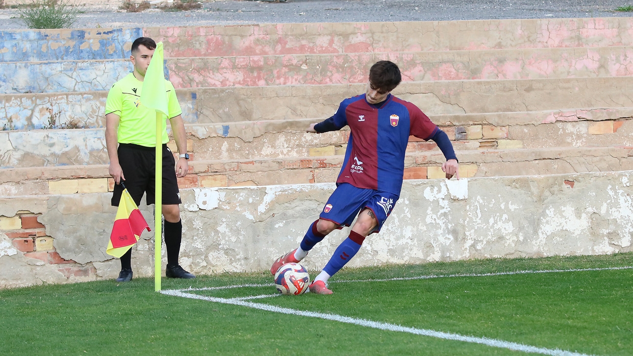 El Eldense B cierra el año con una derrota en Xàtiva (1-0)