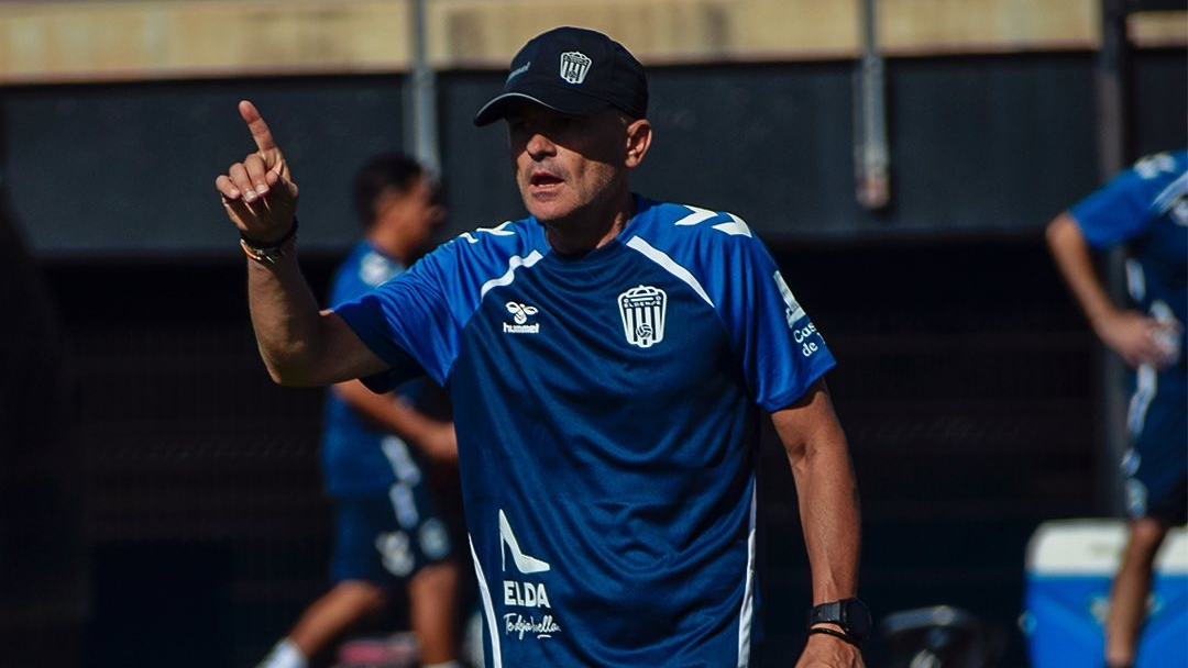 La mitad del Grupo II de la Primera Federación ya ha cambiado de entrenador en la primera vuelta