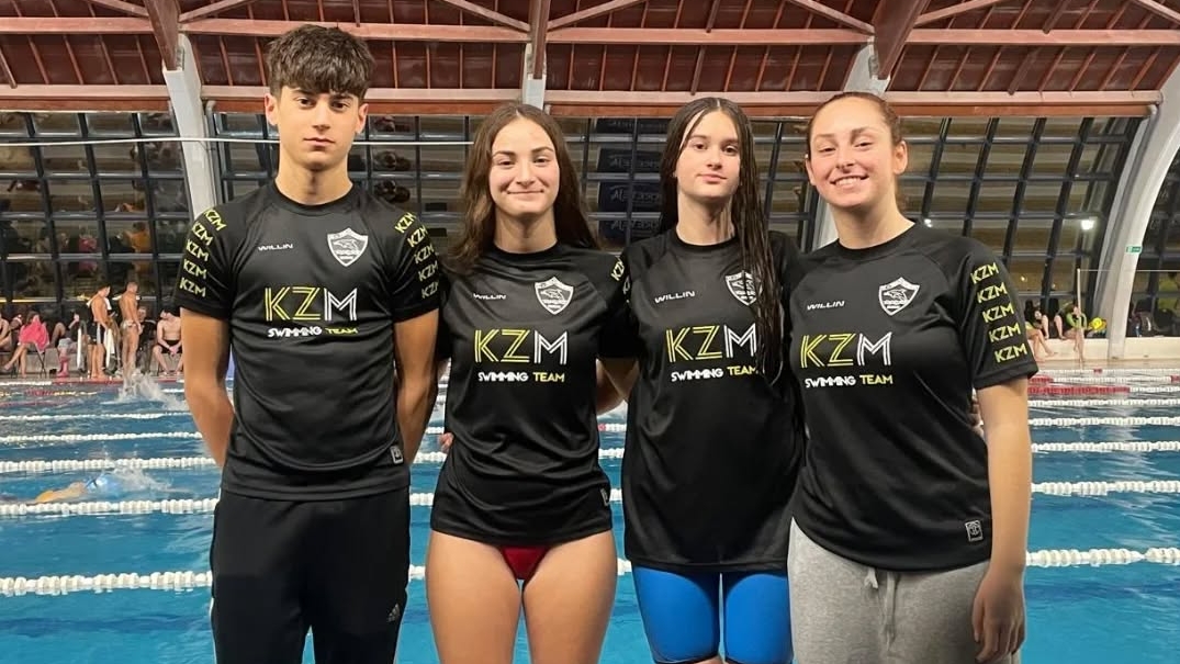 El Club Natación Sax cierra el año con buenas marcas en el control infantil y junior de Alicante