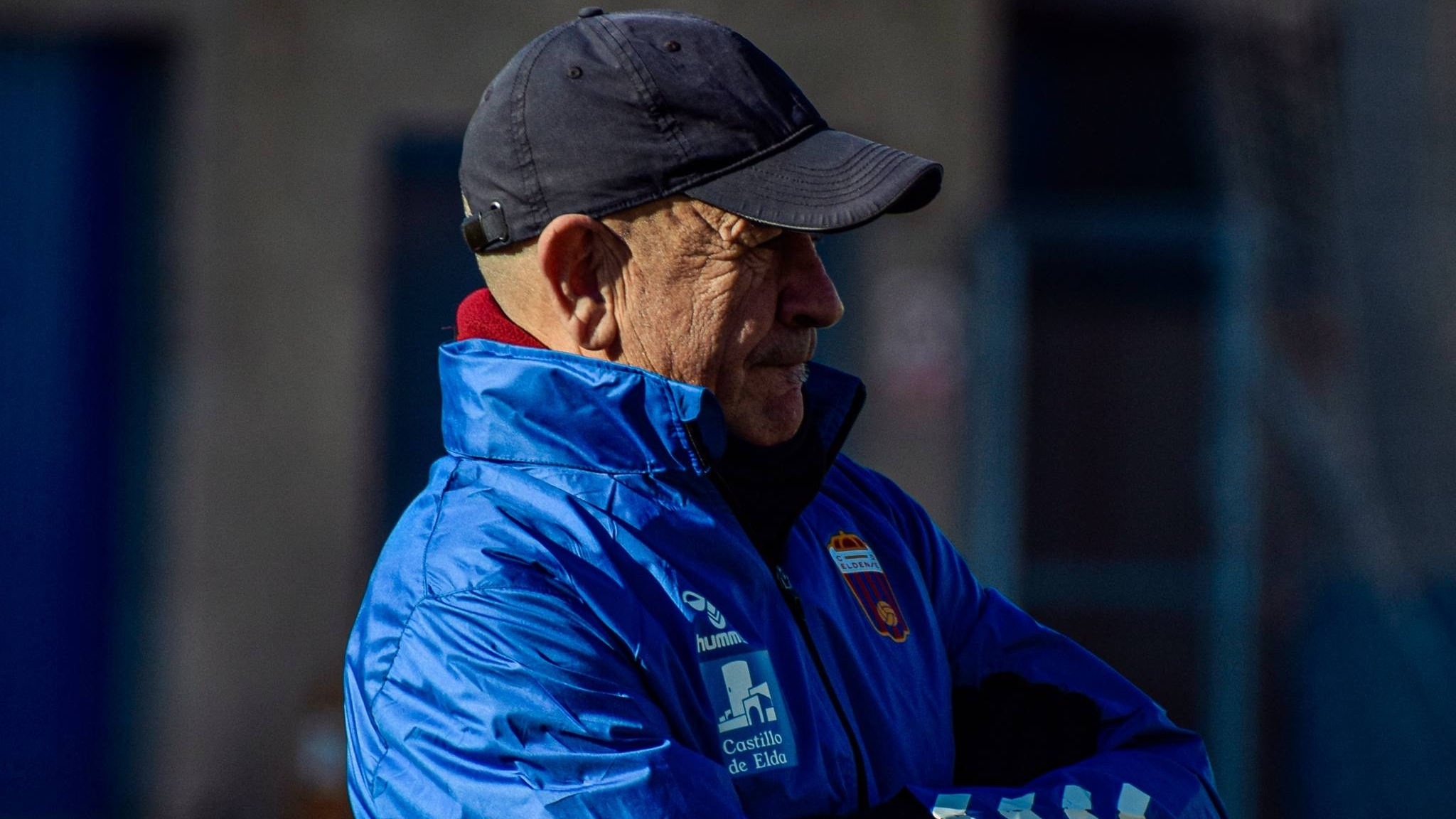 Claudio Barragán: «Tenemos que competir y sacar puntos en cualquier campo»