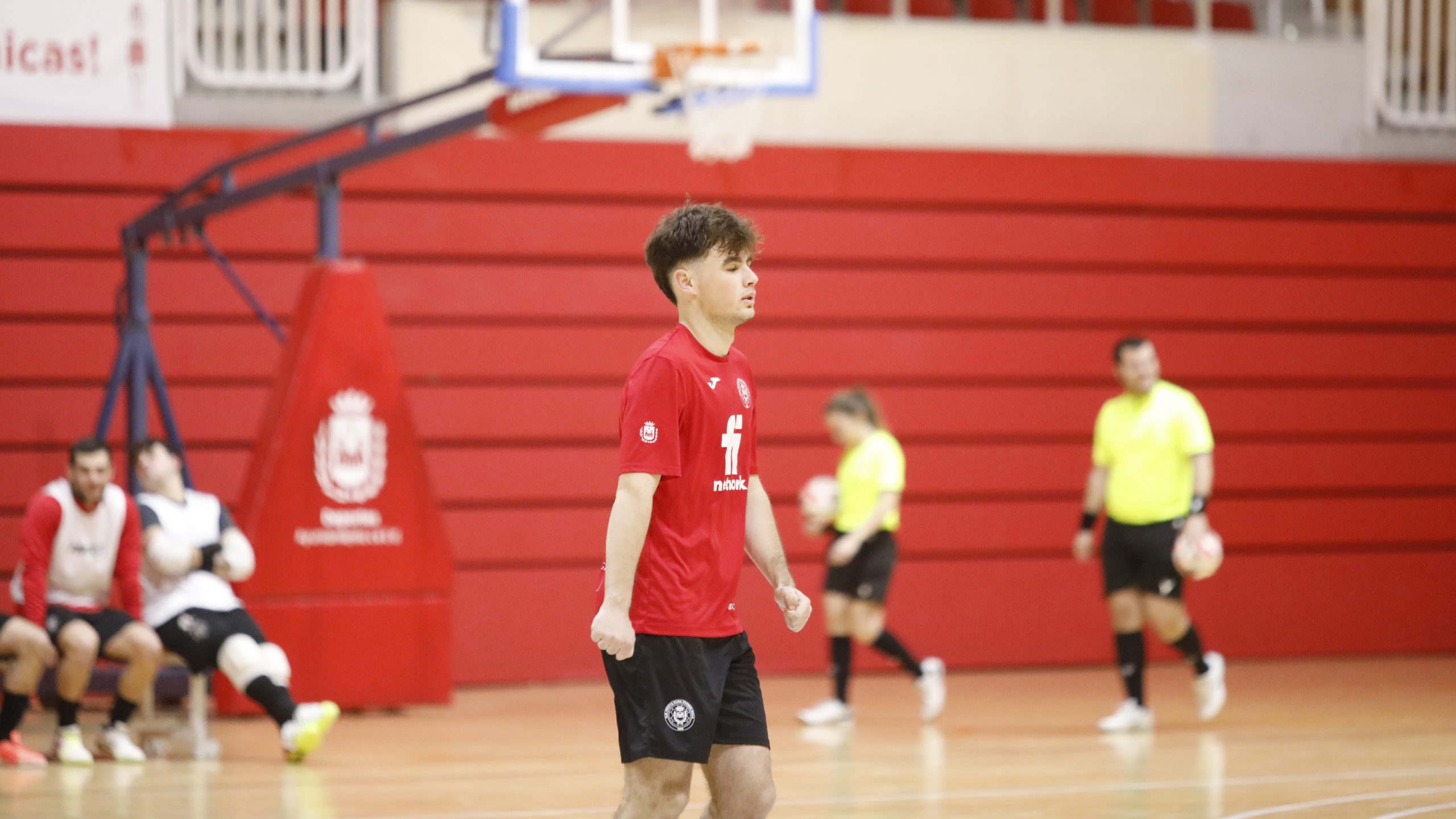 El Nueva Elda cae con claridad en Busot (7-4)